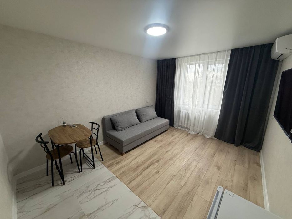 Продаж кімнати з ремонтом на Шевченка