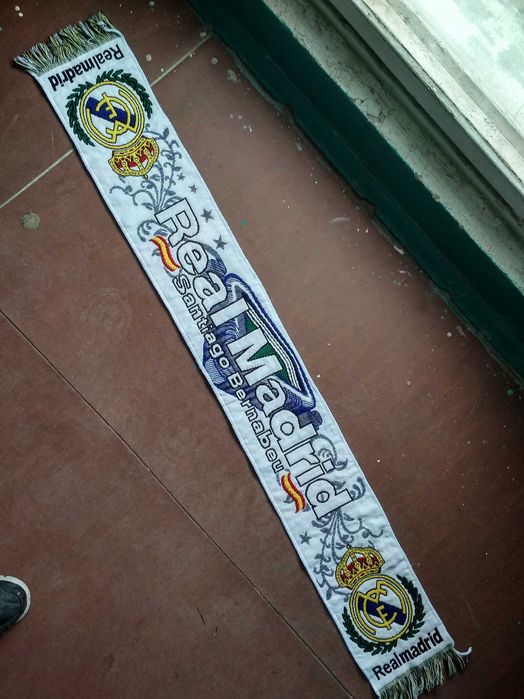 Продам шарфик Real Madrid