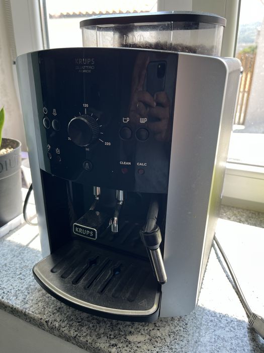 Maquina de cafe automatica krups