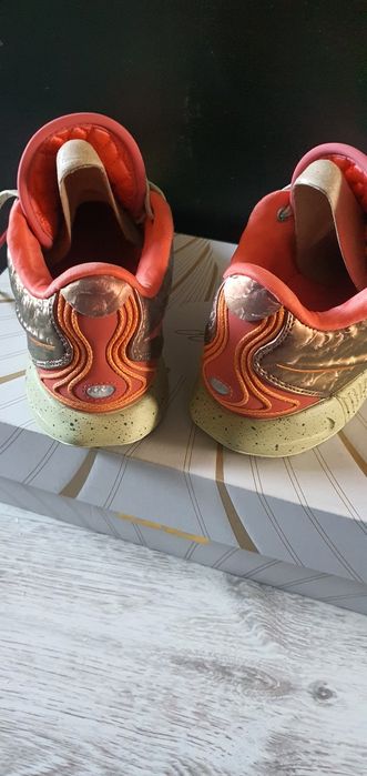 Jordan LeBron XXI quenn conch