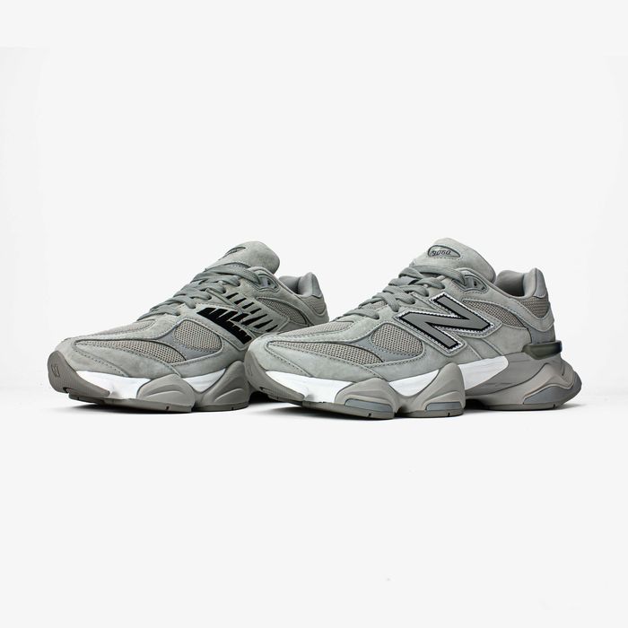 Чоловічі кросівки New Balance 9060 "Silver Metallic Grey" 41-45