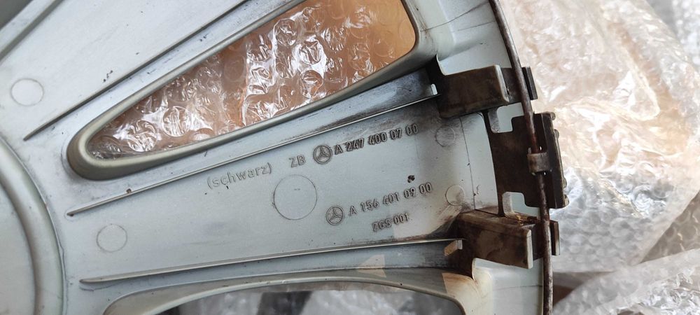 Оригінальні ковпаки Mercedes R17