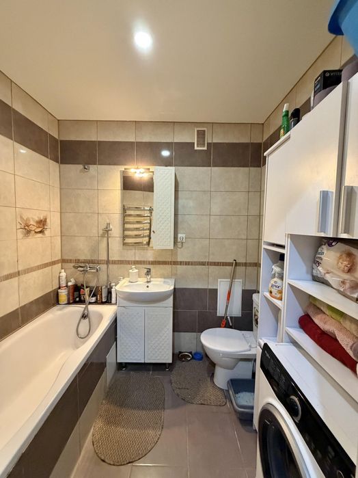 Продаж / Квартира / вул. Винна Гора, Винники