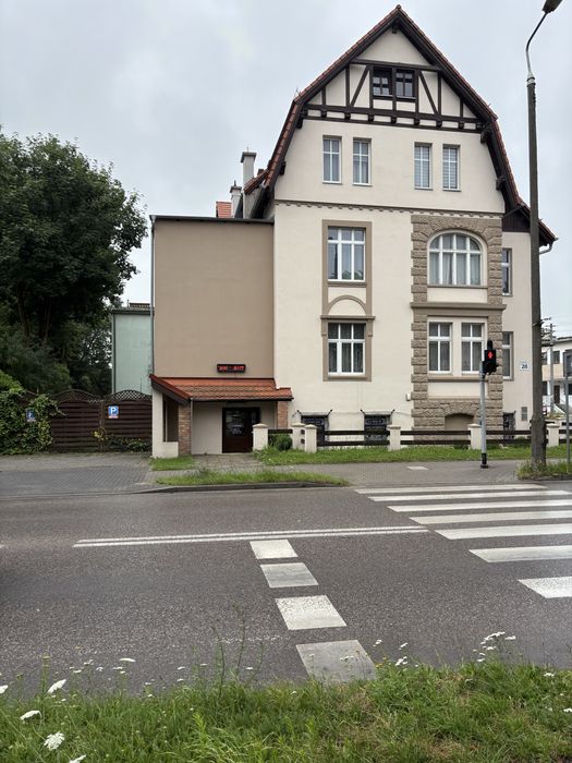 Lokal użytkowy z mieszkaniem w centrum Chojnic | Zabytkowa kamienica  | 2 miejsca parkingowe