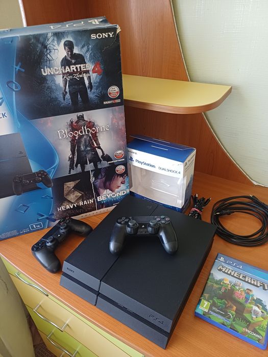 Sony Playstation 4