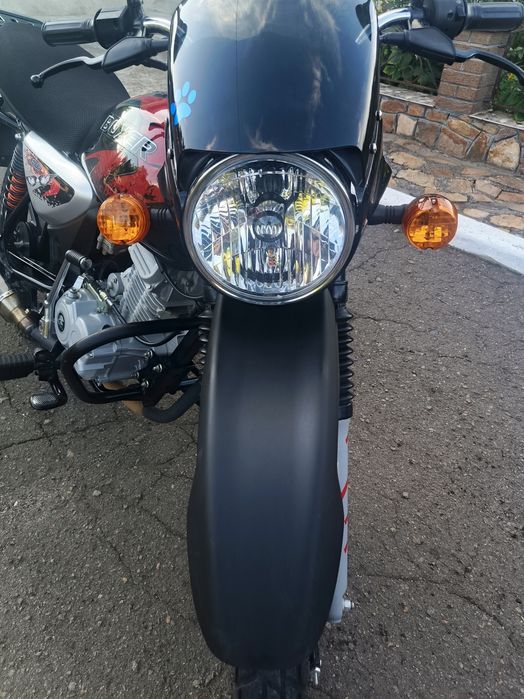 Мотоцикл bajaj boxer 125
