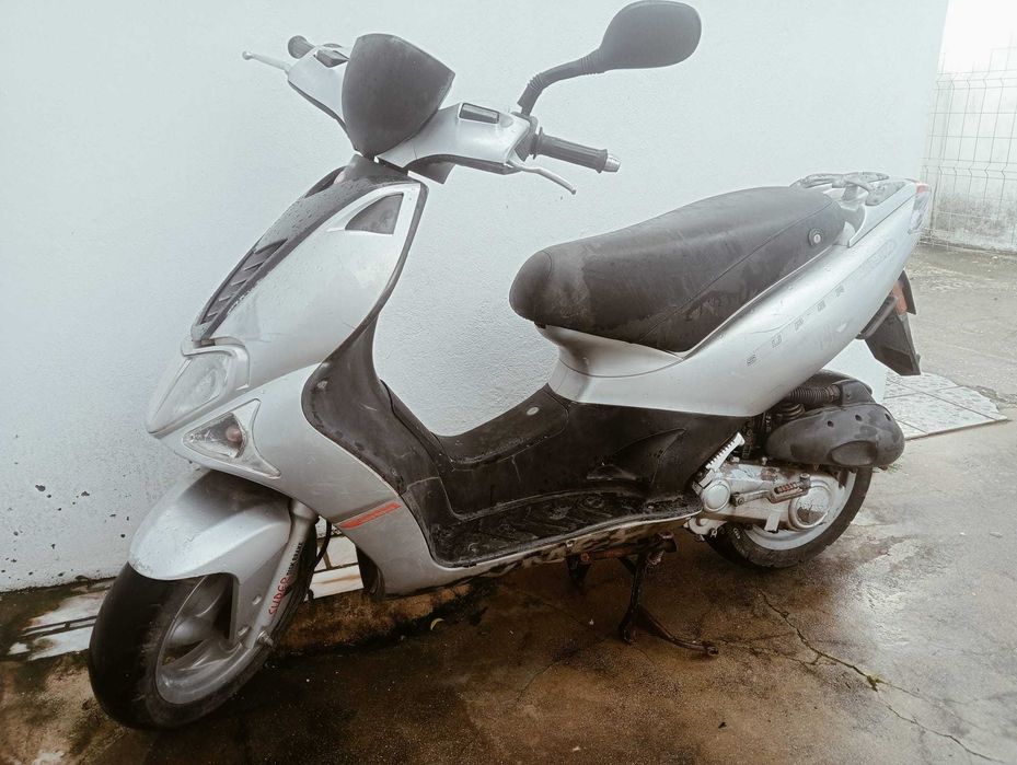 Kymco Super 9 em excelente estado