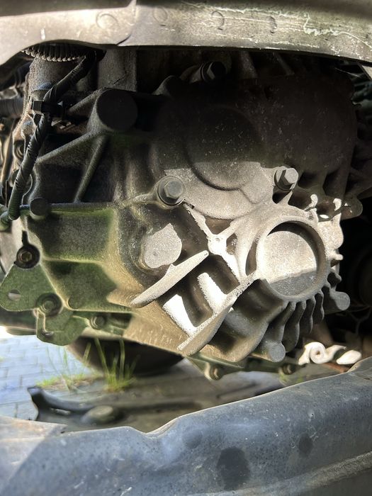 Ford mondeo mk4 lift skrzynia biegow przekladka z automata 2.0tdci