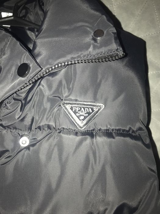 Жилетка Prada демісезон s/m розмір
