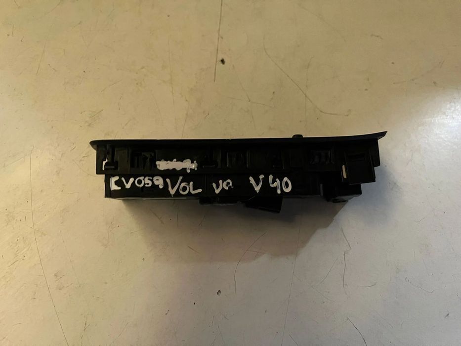 Volvo V40 525 - COMANDO VIDROS ELÉCTRICOS - CV059