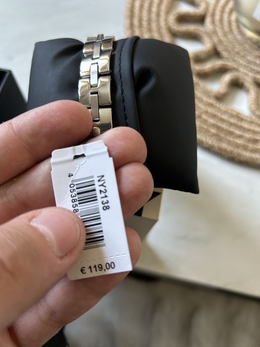 Nowy zegarek damski DKNY