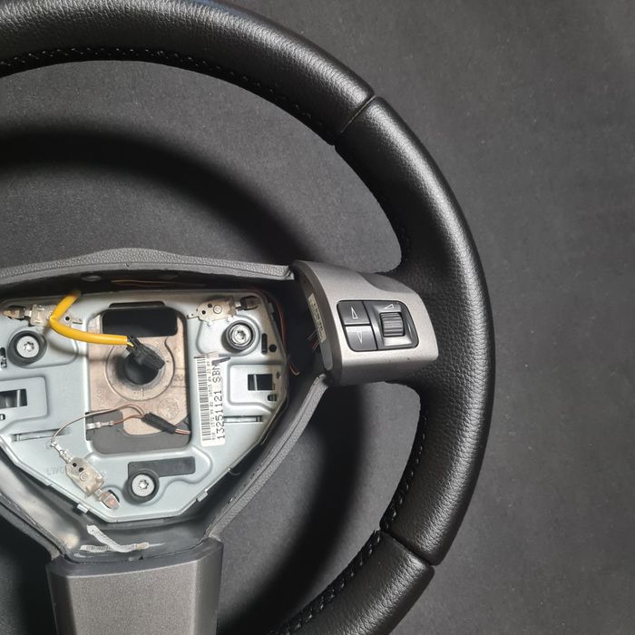 Руль Opel Astra H, Zafira B на обмін (після перетяжки)