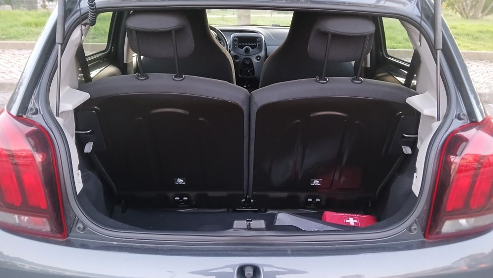Peugeot 108 1.0 VTi Active ETG5 — 2019 — Automático — 64.004 km