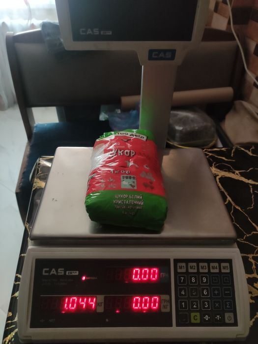 Ваги торгові  електронні б/в.