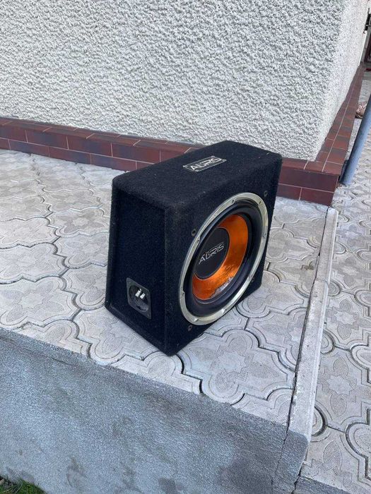 Савбуфер в комплекті з підсилювачем та проводами