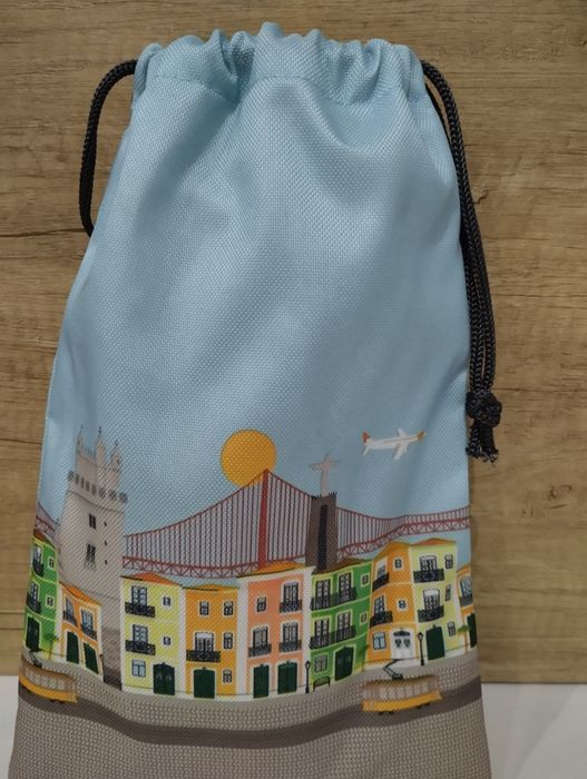 Lindo saco com imagem de Lisboa.