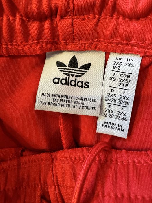 “adidas” оригінальний спортивний костюм + футболка