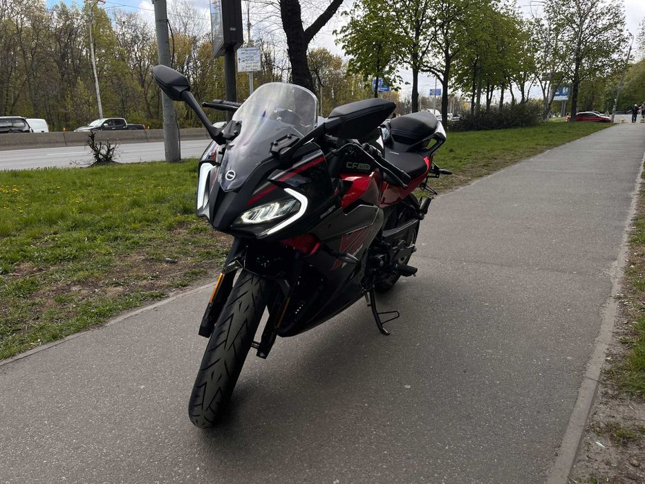 Мотоцикл CFMOTO 250SR LITE