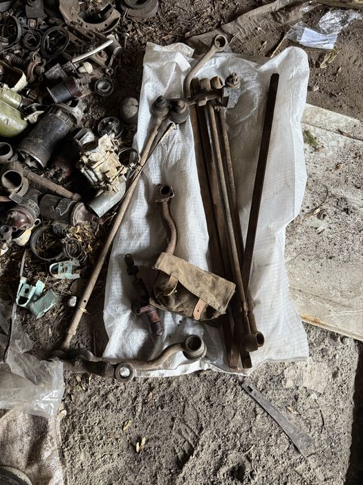 Продам запчастыны ЗАЗ 965 амортизаторы