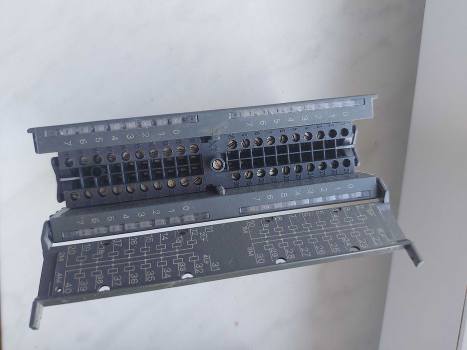 Siemens Moduł Wyjść Cyfrowych SM322 DO 32xDC24V/0.5A