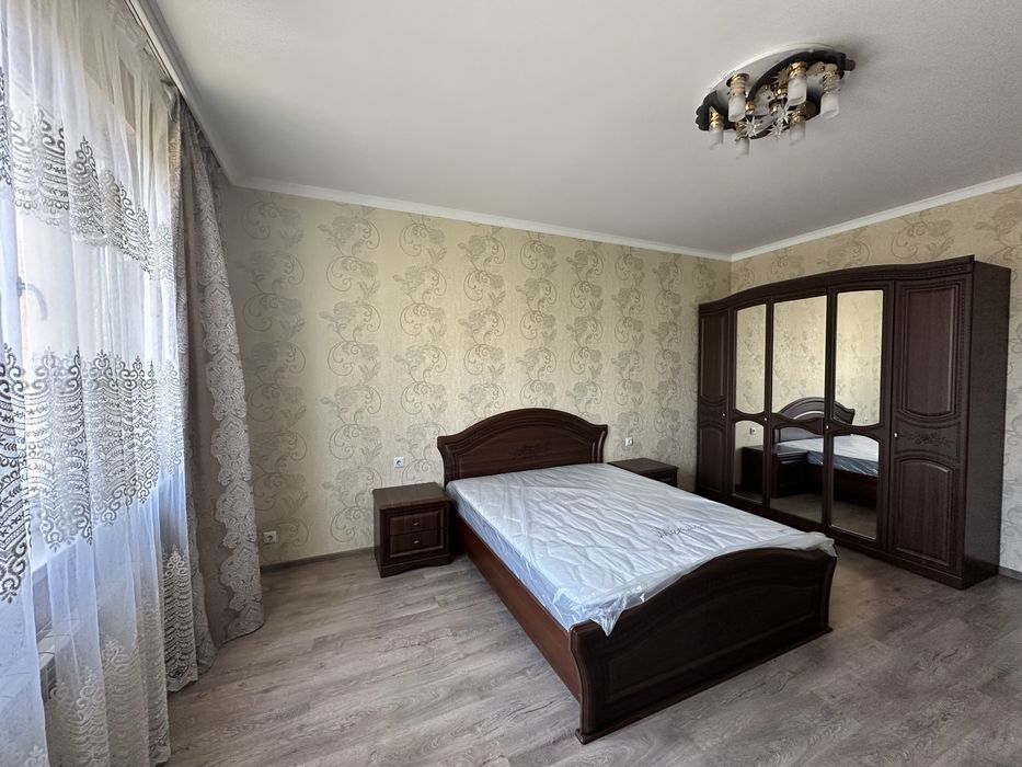 Оренда 2 кімнатної квартири в новобудові (ЖК Сакура)