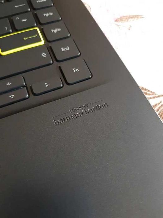 Asus VivoBook 14 F413E