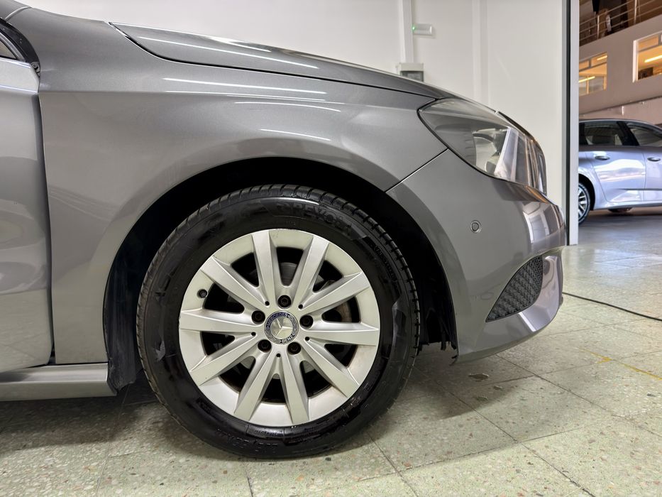 Desde 179€ Por Mês / Mercedes-Benz A180 / 1.5 Diesel Aut / Poss Retoma