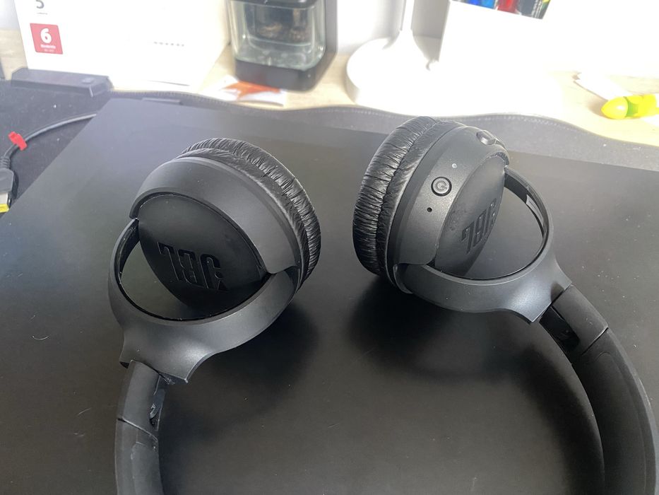 Sluchawki bezprzewodowe nauszne JBL 510BT