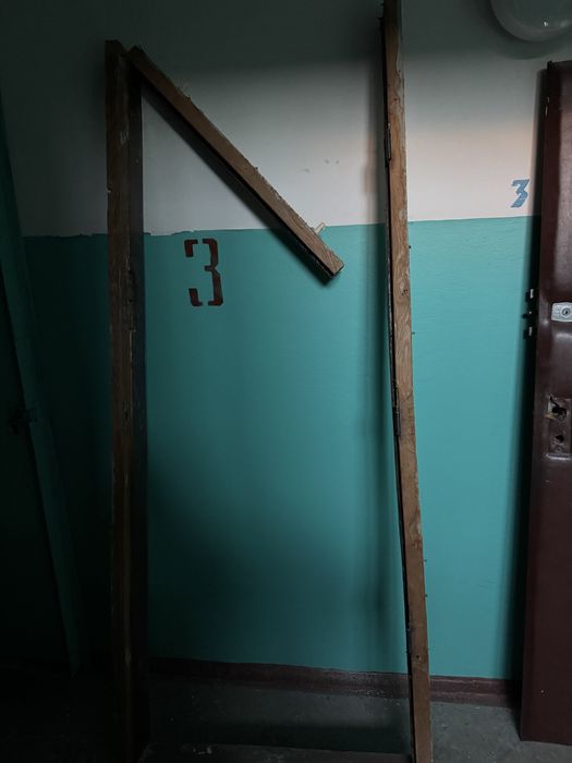 Продам дверь входную