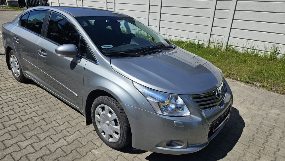 09r TOYOTA AVENSIS 1,8 150KM bogata wersja rej w Pl