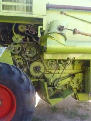 Claas Dominator 76