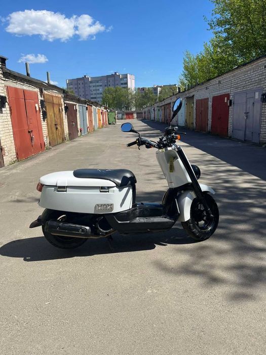 Скутер Yamaha VOX