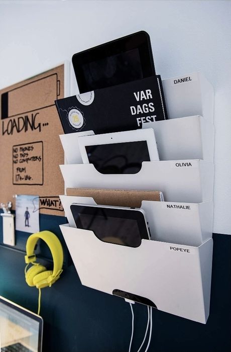 Ikea Kvissle pionowe półki segregatory na prace dokumenty materiały