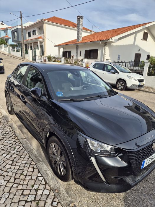 Peugeot e-208 eletrico 2023 iva dedutivel