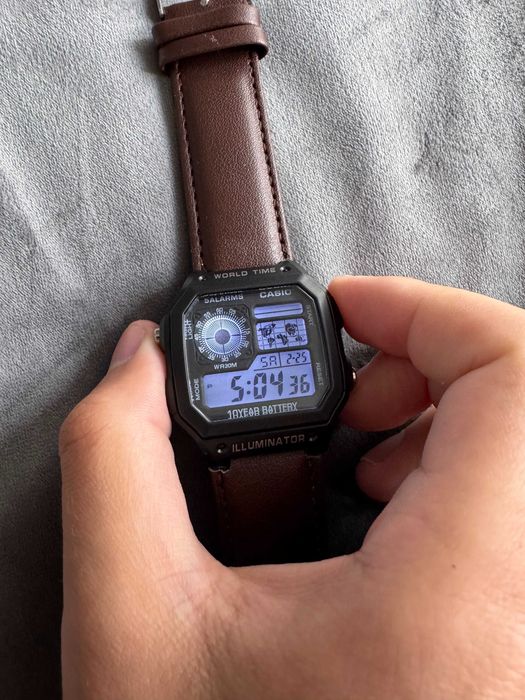 Наручные часы Casio Illuminator