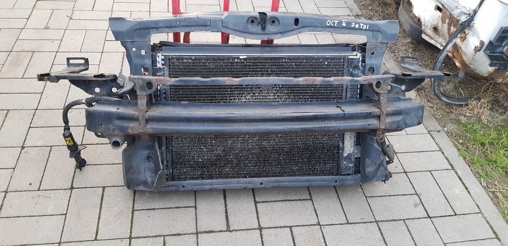 Skoda Octavia 2 II 2.0 TDI Pas przedni chłodnice wentylator komplet