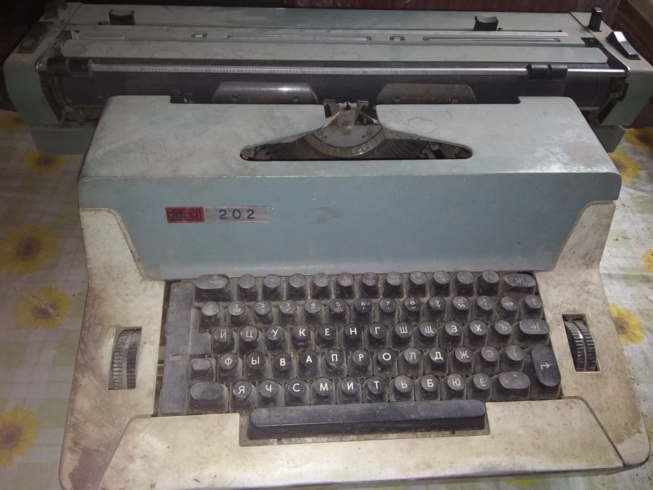 Продам друкарську машинку