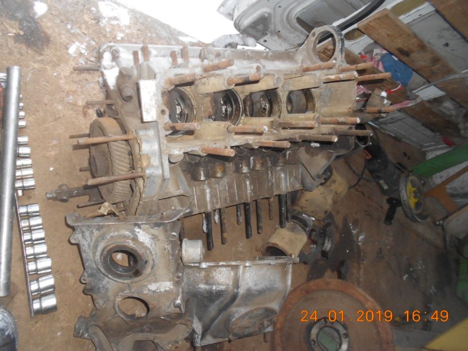 продам блок ГАЗ-53 коленвал, двигатель