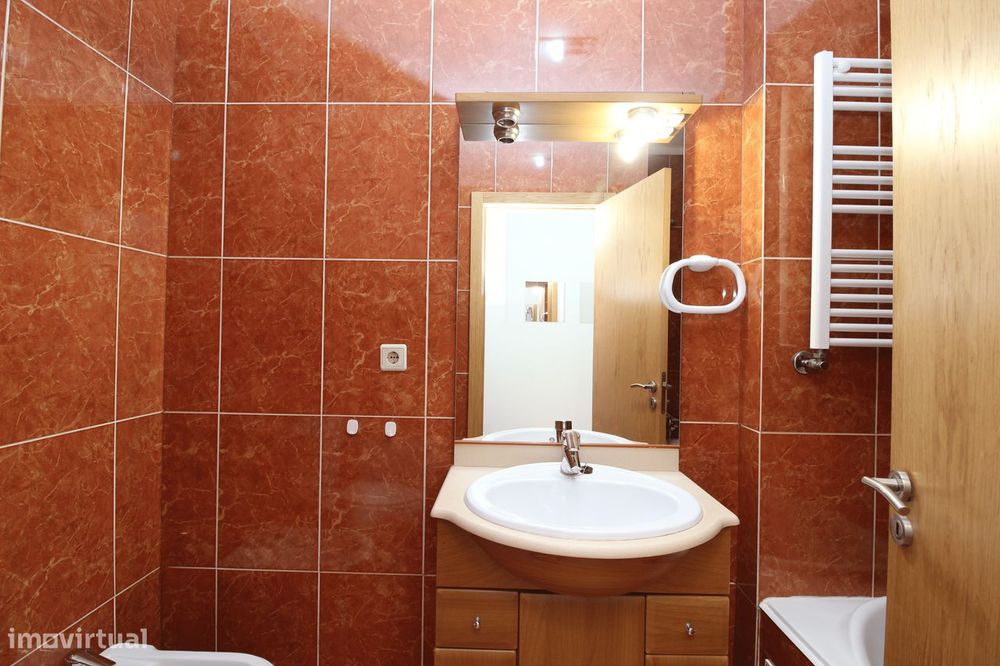 T1+1 Av. Dr. Fernando Melo – Lagueirões- Valongo |