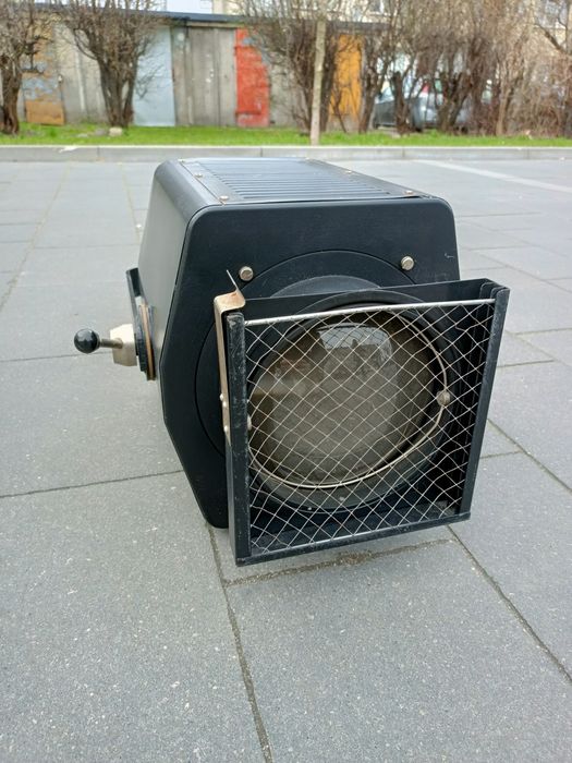 Reflektor sceniczny, teatralny, filmowy na lampę loft