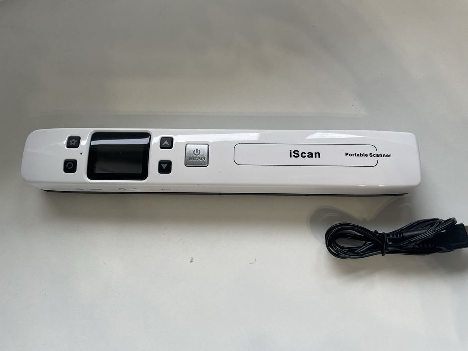 iScan – przenośny skaner dokumentów A4 + kabel USB [380]