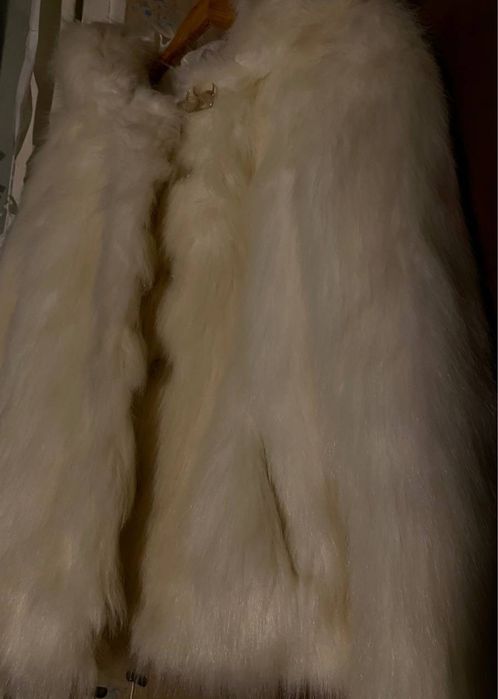 зимова шуба за штучного хутра біла