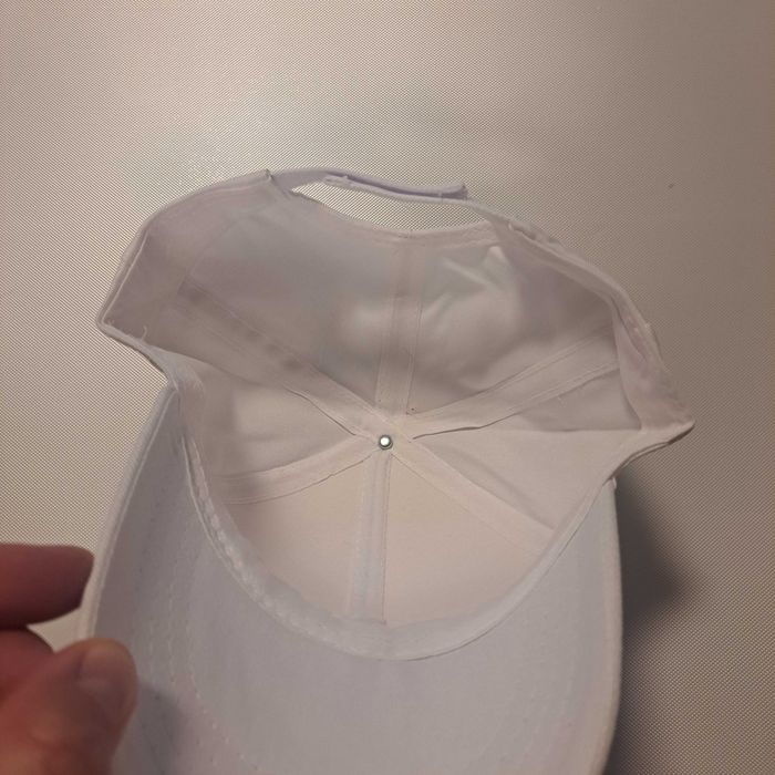 czapka z daszkiem