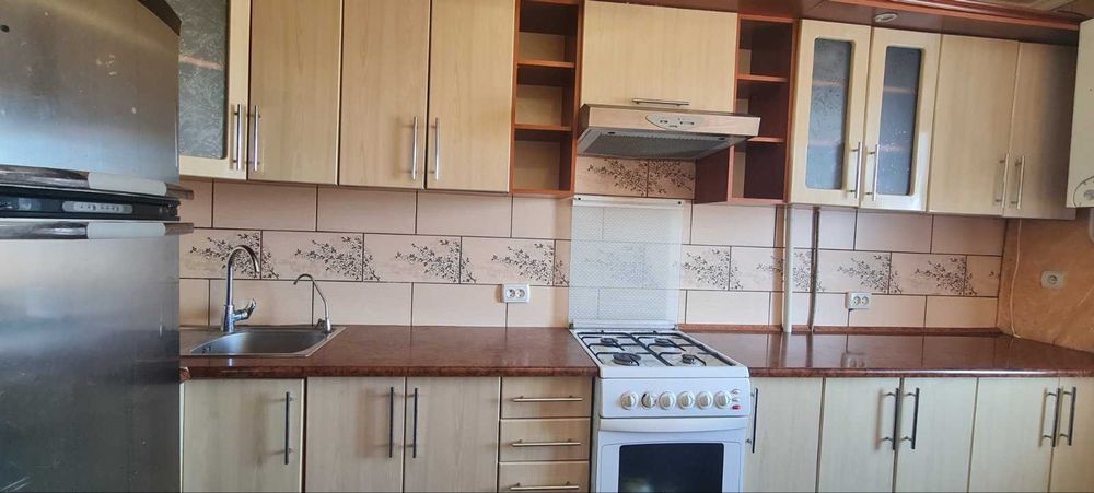 Продаж 3-кімнатної квартира-74 м²