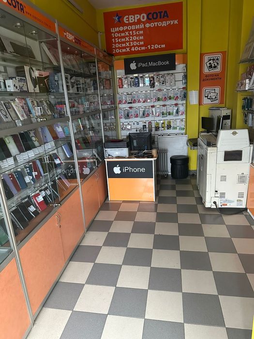 Оренда магазину фасад .Калинівський ринок.