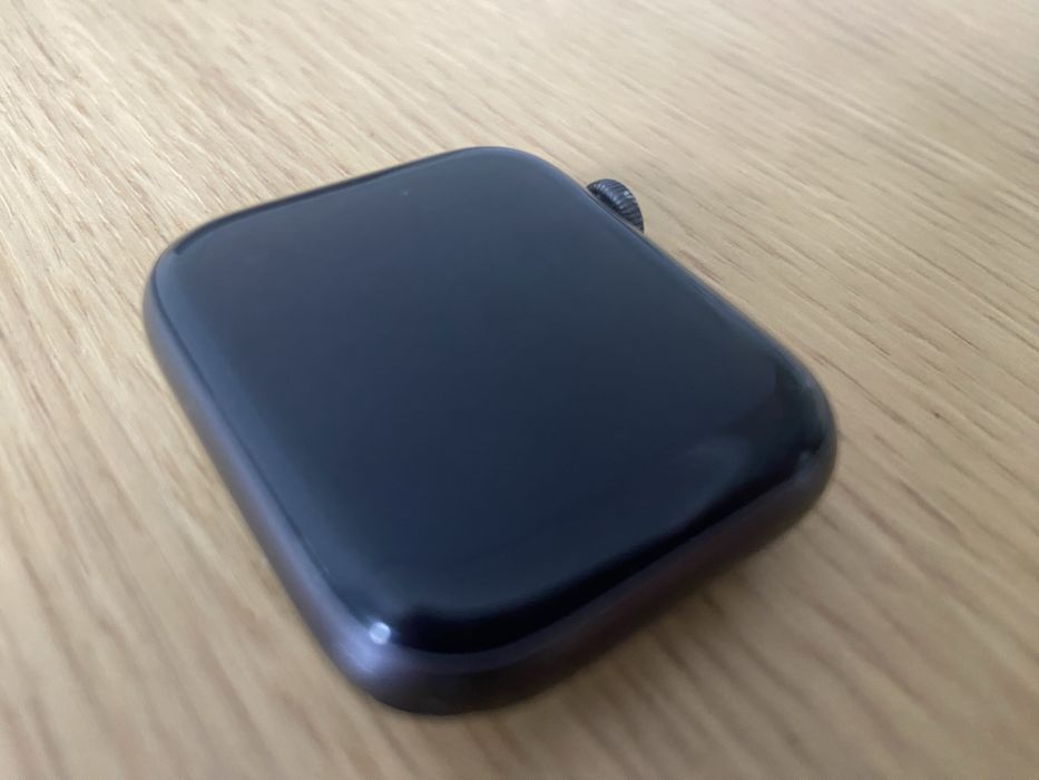 Apple Watch SE 44 mm GPS + Cellular