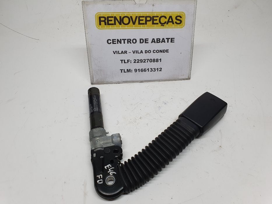 Encaixe de cinto frente direito BMW 3 (E46)