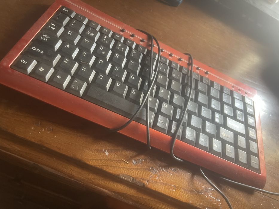 Teclado em bom estado