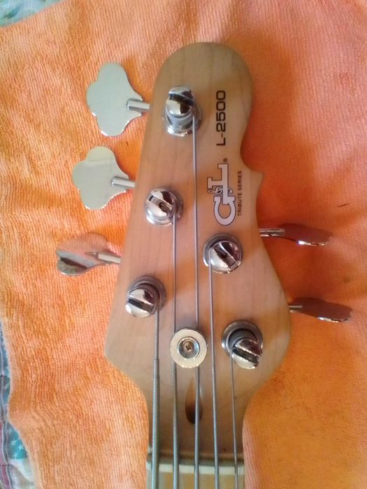 Baixo Elétrico 5 cordas G&L L2500 TRIBUTE SERIES