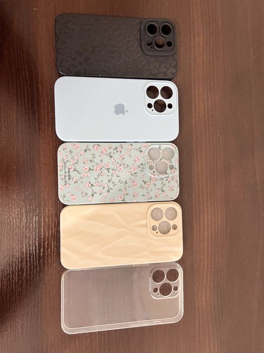 Чохли на iphone 13pro